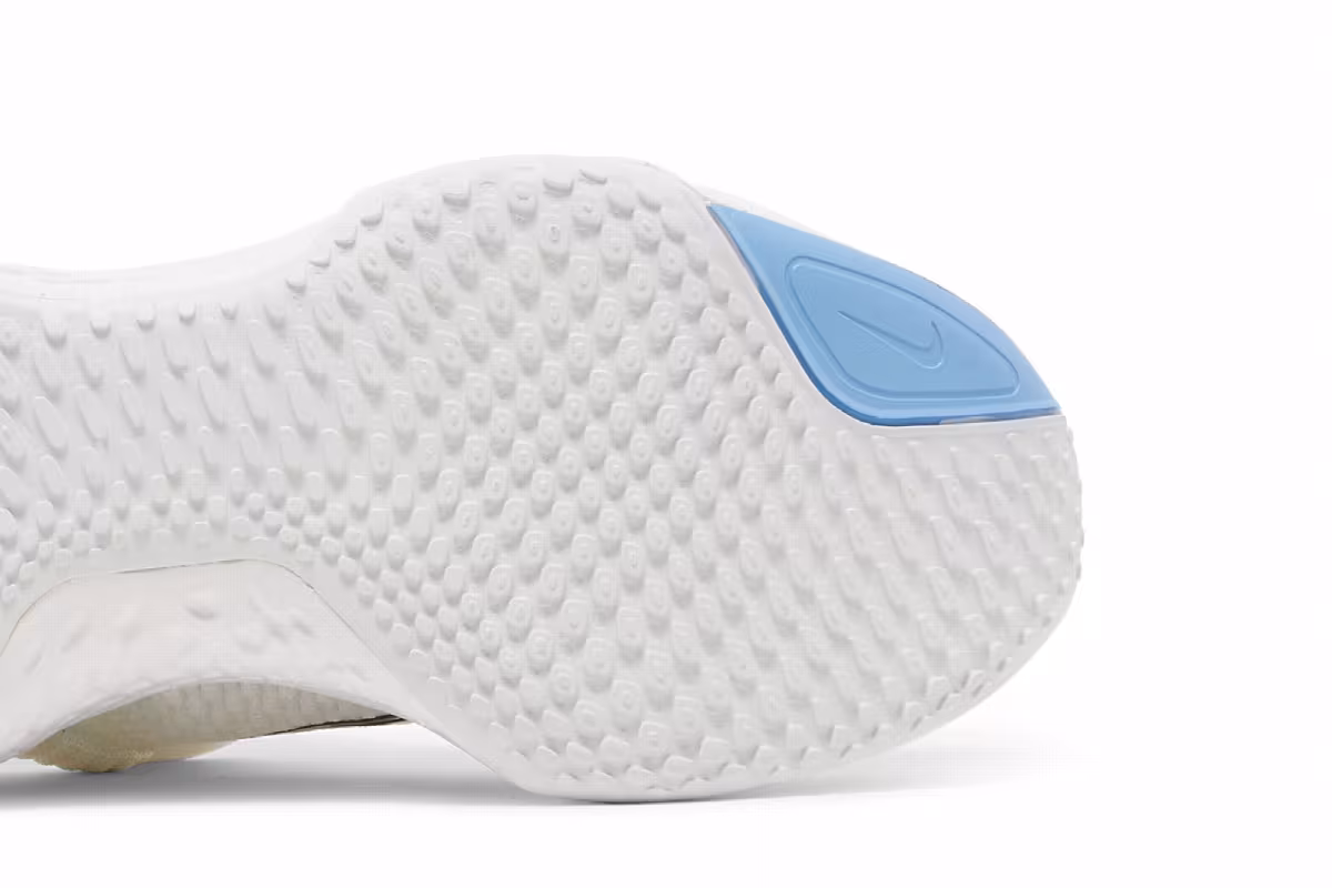 Nike ZoomX Invincible Run Flyknit 2 White University Blue, view 6