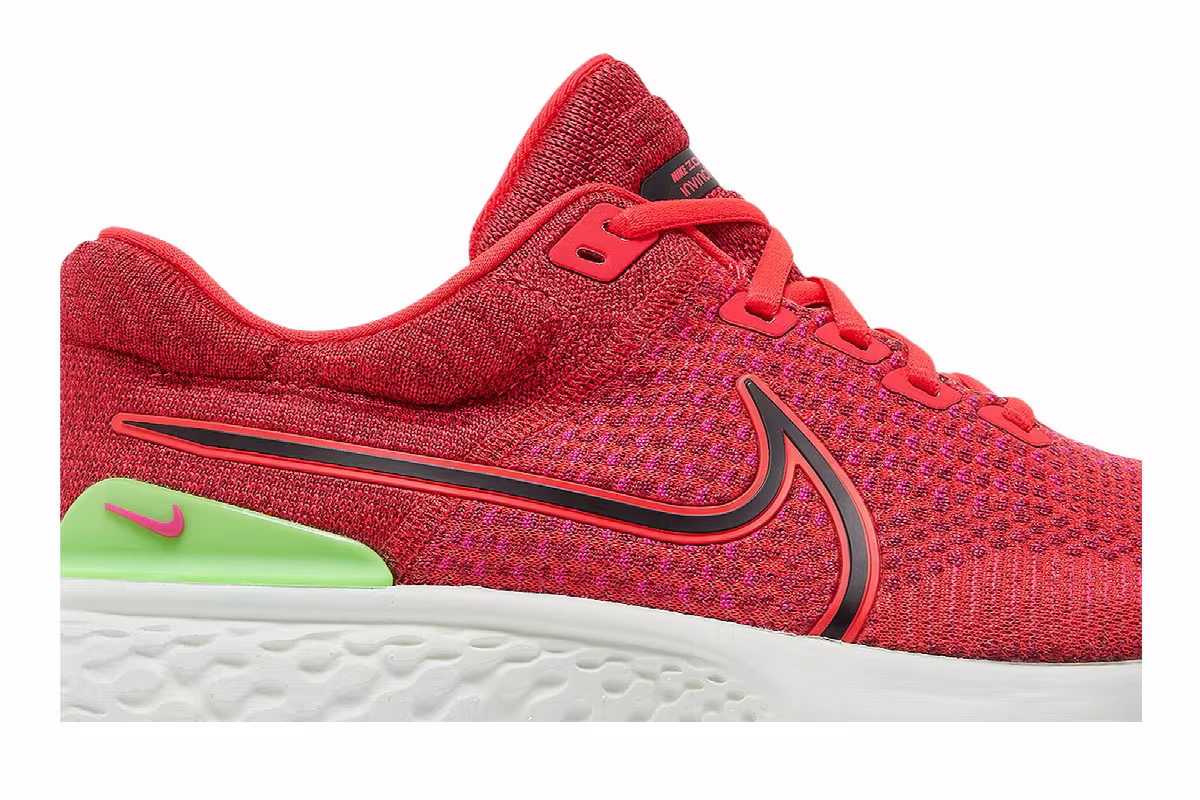 Nike ZoomX Invincible Run Flyknit 2 Siren Red, view 3