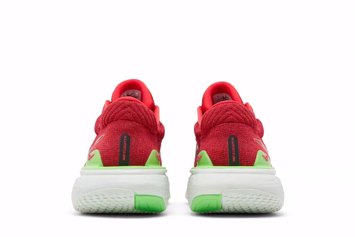 Nike ZoomX Invincible Run Flyknit 2 Siren Red, view 7