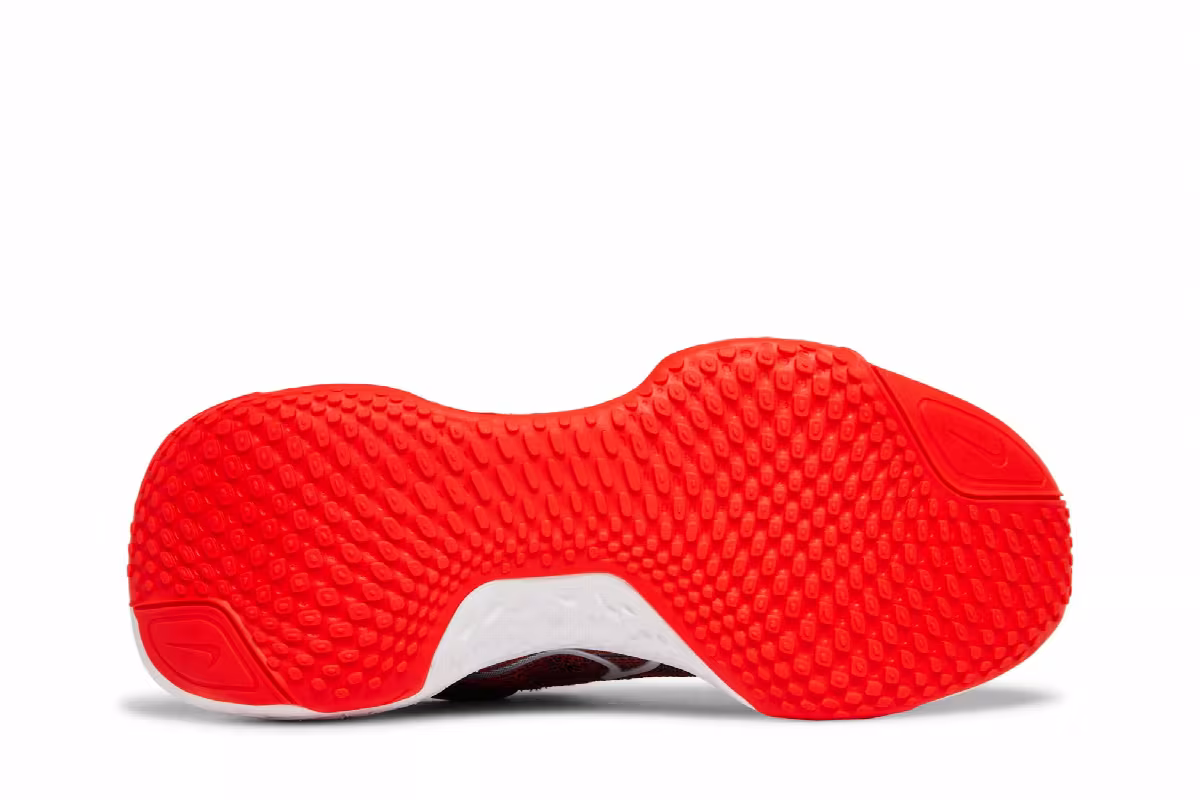 Nike ZoomX Invincible Run Flyknit Black Bright Crimson, view 5