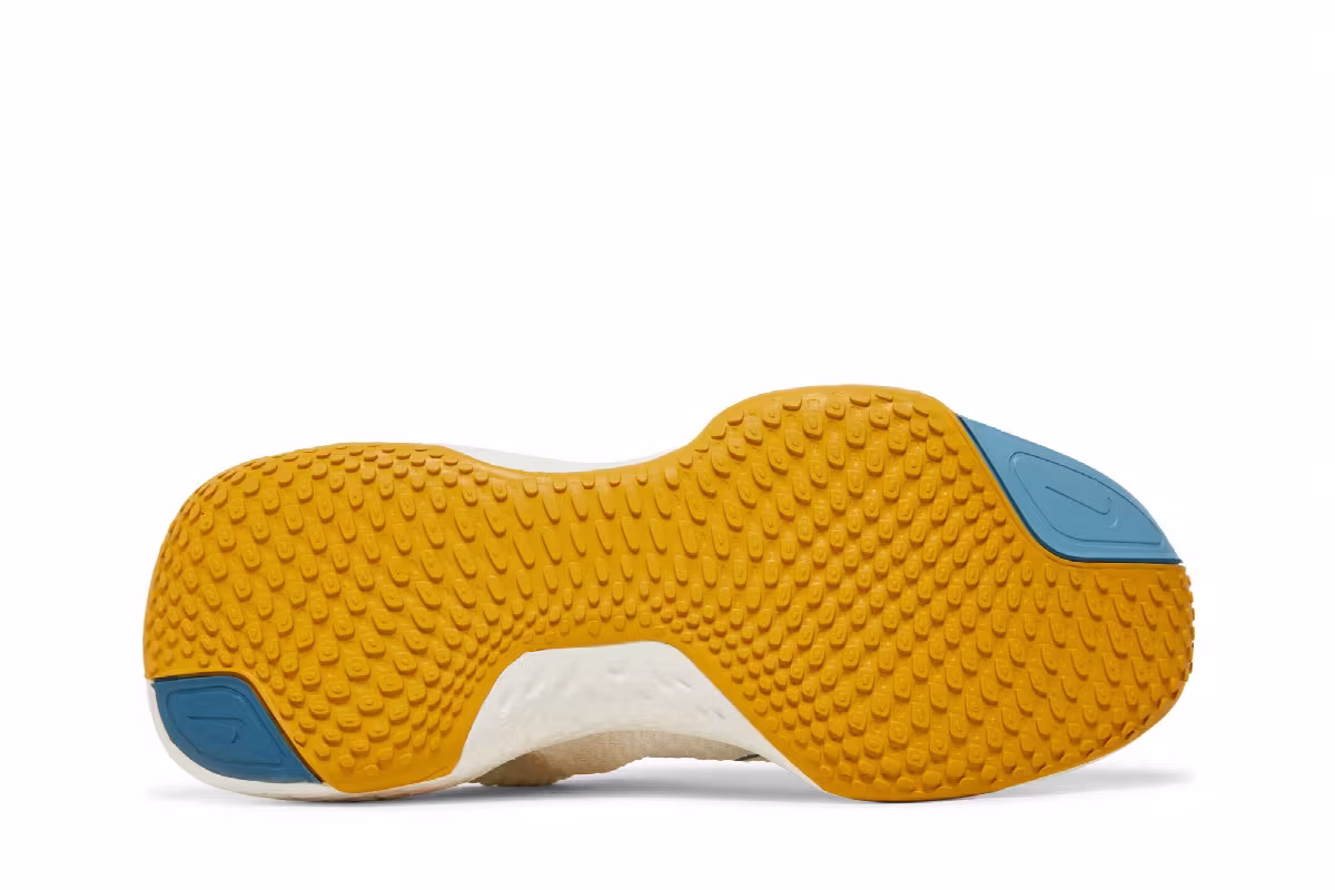 Nike ZoomX Invincible Run Flyknit 2 Sail Hot Curry, view 5