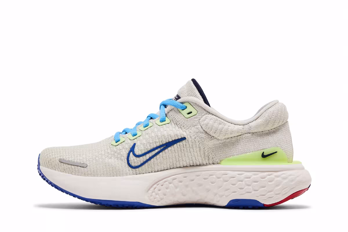 Nike Women's ZoomX Invincible Run Flyknit 2 Mismatch, view 4
