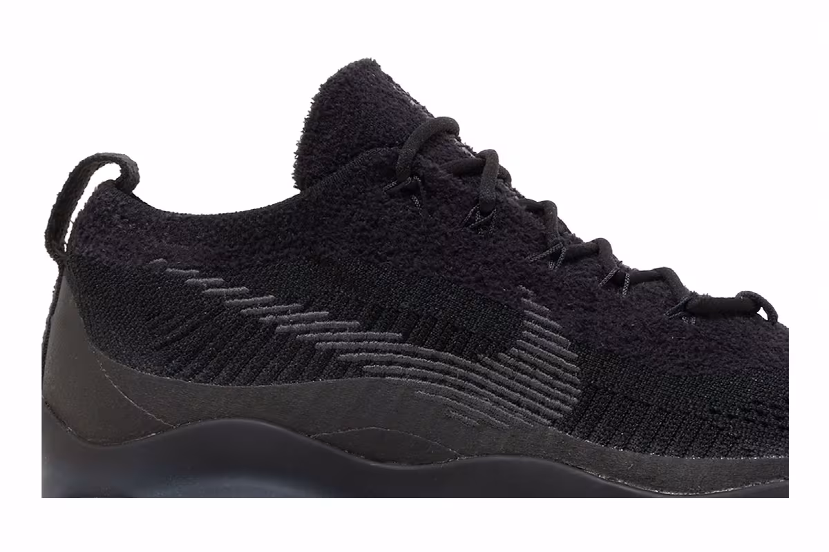 Nike Air Max Scorpion Flyknit Triple Black, view 3