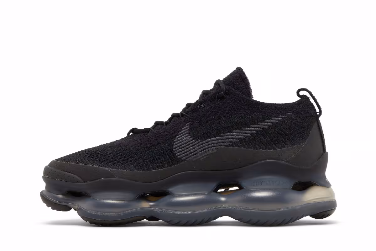 Nike Air Max Scorpion Flyknit Triple Black, view 4