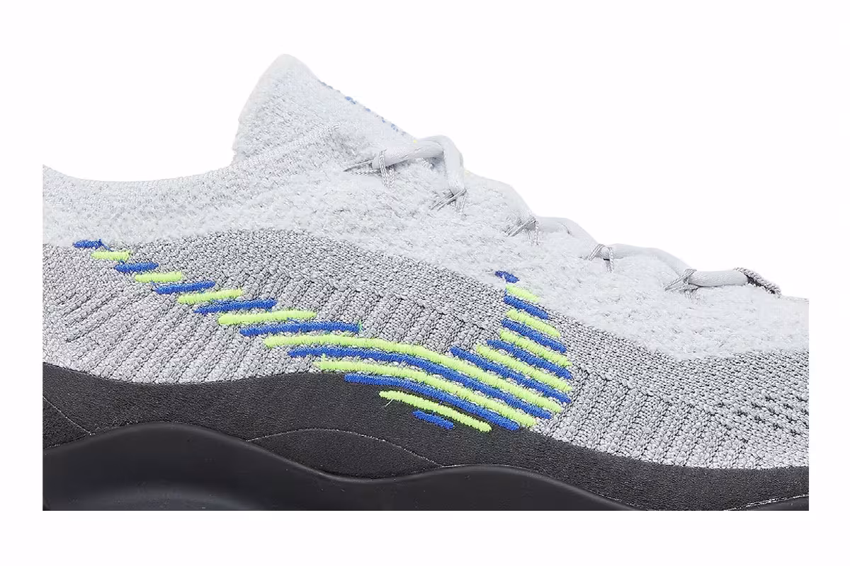 Nike Air Max Scorpion Flyknit Wolf Grey Volt, view 3