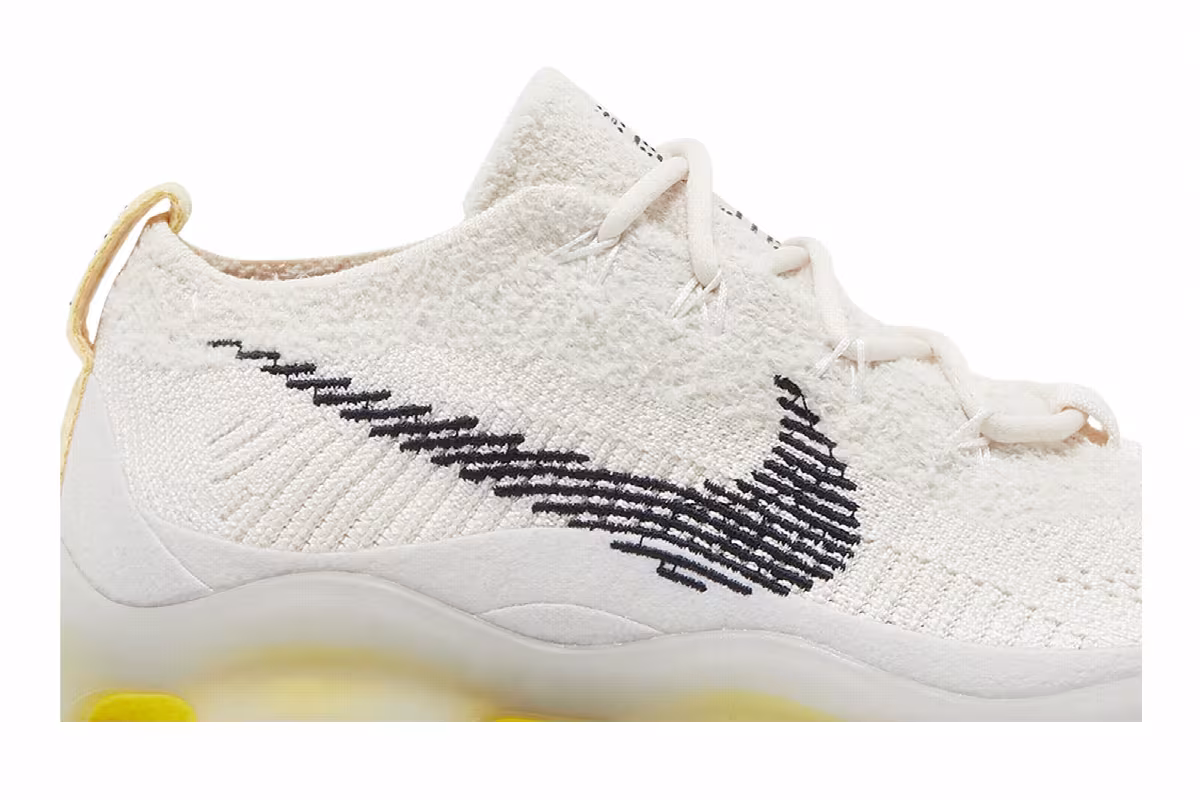 Nike Women's Air Max Scorpion Flyknit Lemon Wash, view 3