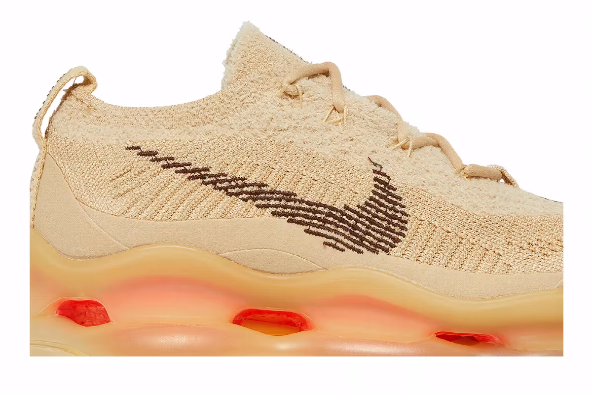 Nike Women's Air Max Scorpion Flyknit Sesame, view 3