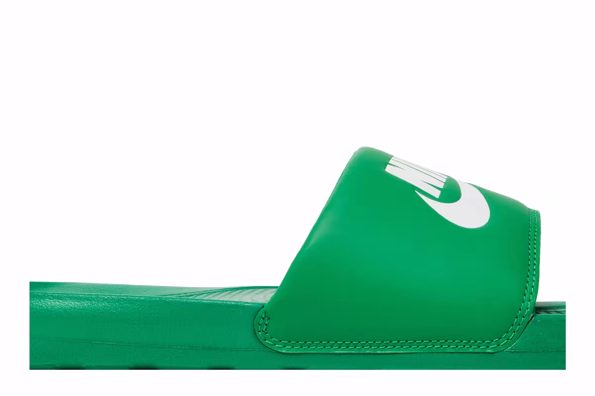 Nike Victori One Slide Lucky Green, view 3