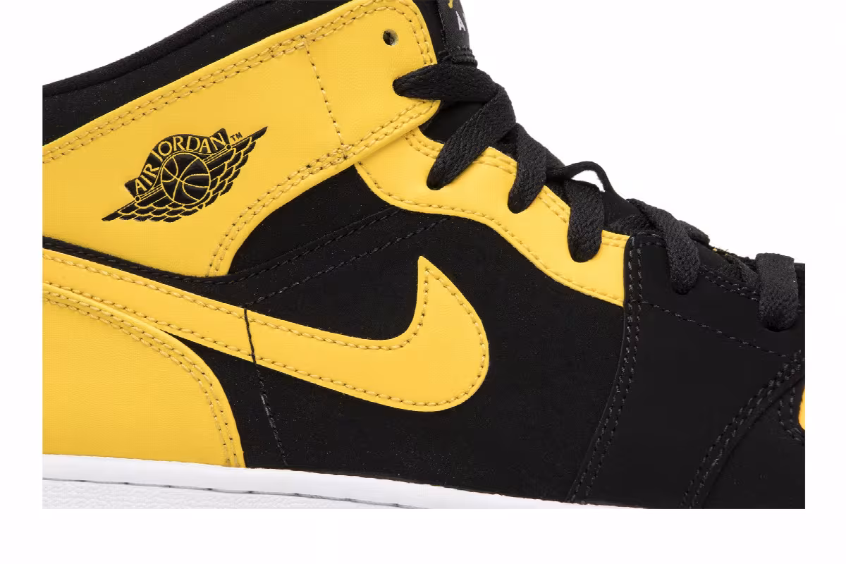 Air Jordan 1 Mid GS New Love 2017, view 3