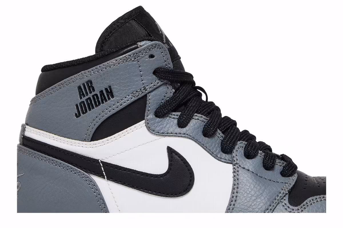 Air Jordan 1 High BG Cool Grey, view 3