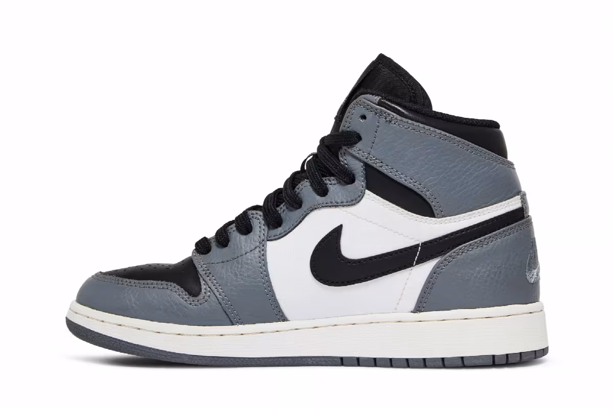 Air Jordan 1 High BG Cool Grey, view 4