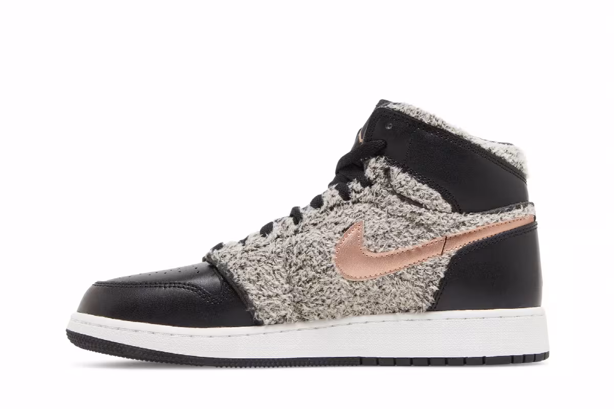 Air Jordan 1 High GS Fleece, view 4