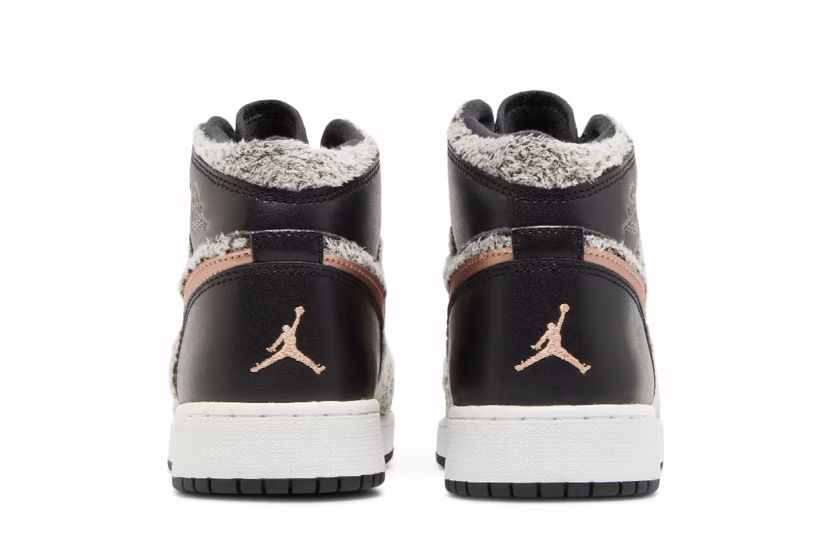 Air Jordan 1 High GS Fleece, view 7