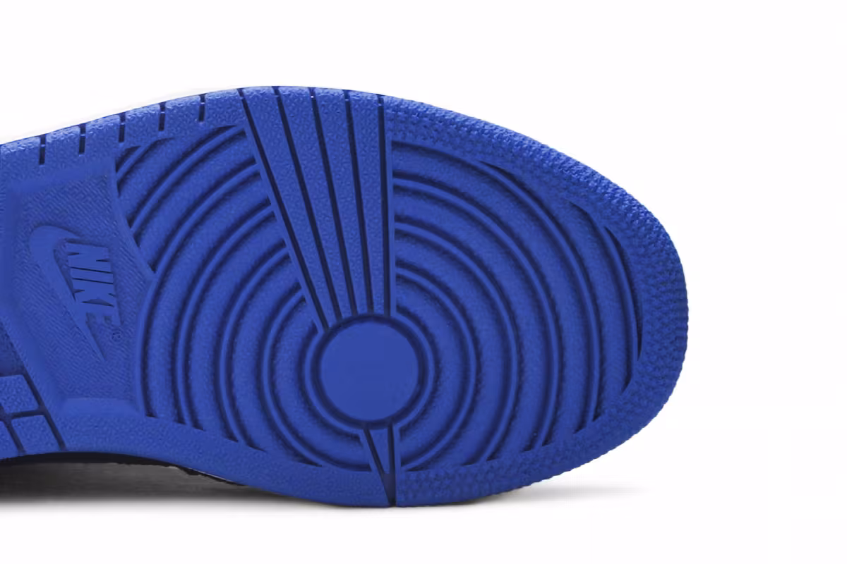 Air Jordan 1 High OG Flyknit GS Royal, view 6