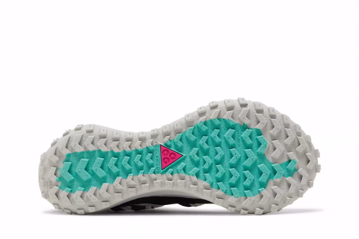 Nike ACG Mountain Fly Low SE White Anthracite, view 5