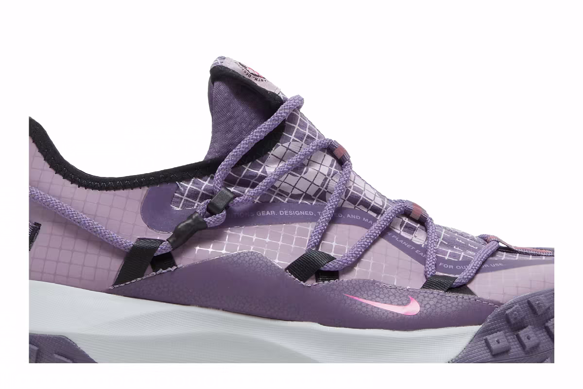 Nike ACG Mountain Fly Low SE Canyon Purple, view 3