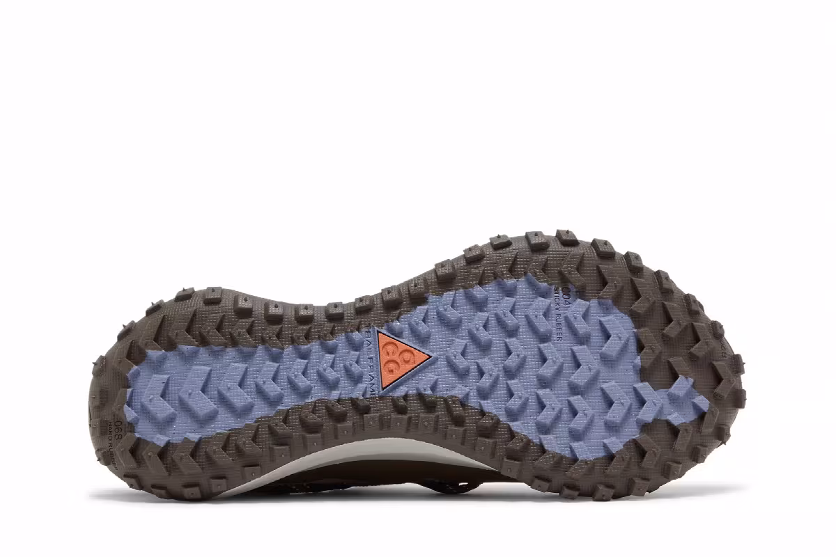 Nike ACG Mountain Fly Low SE Ironstone, view 5