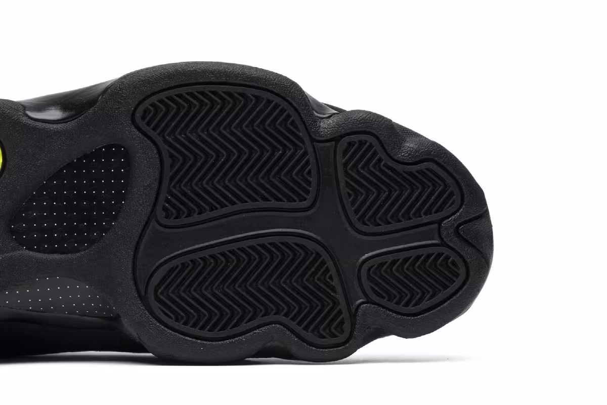 Air Jordan 13 Black Cat, view 6