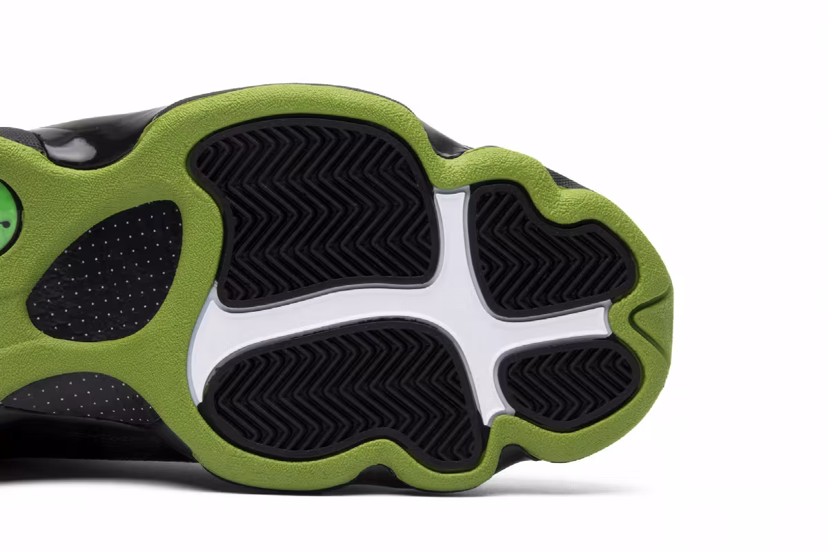 Air Jordan 13 Altitude 2017, view 6
