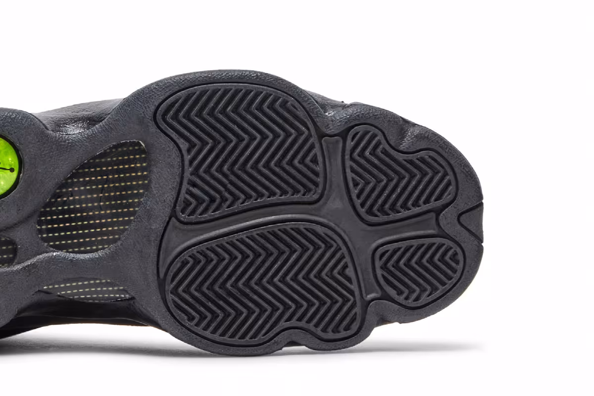 Air Jordan 13 BG Black Cat, view 6
