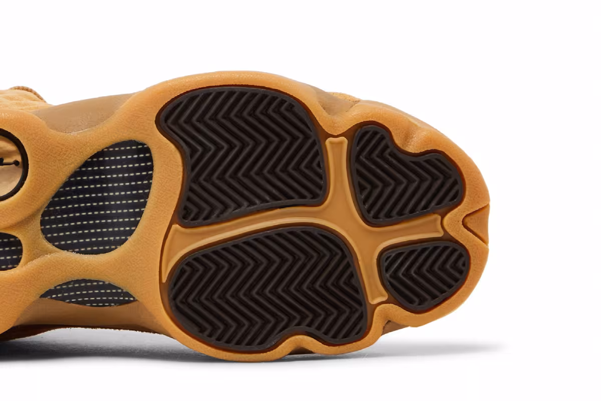 Air Jordan 13 GS Wheat, view 6