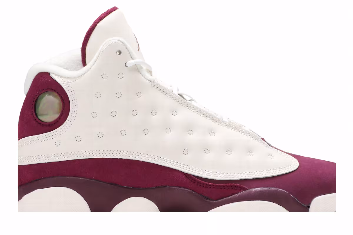 Air Jordan 13 GS Bordeaux, view 3