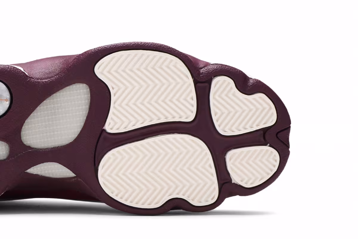 Air Jordan 13 GS Bordeaux, view 6