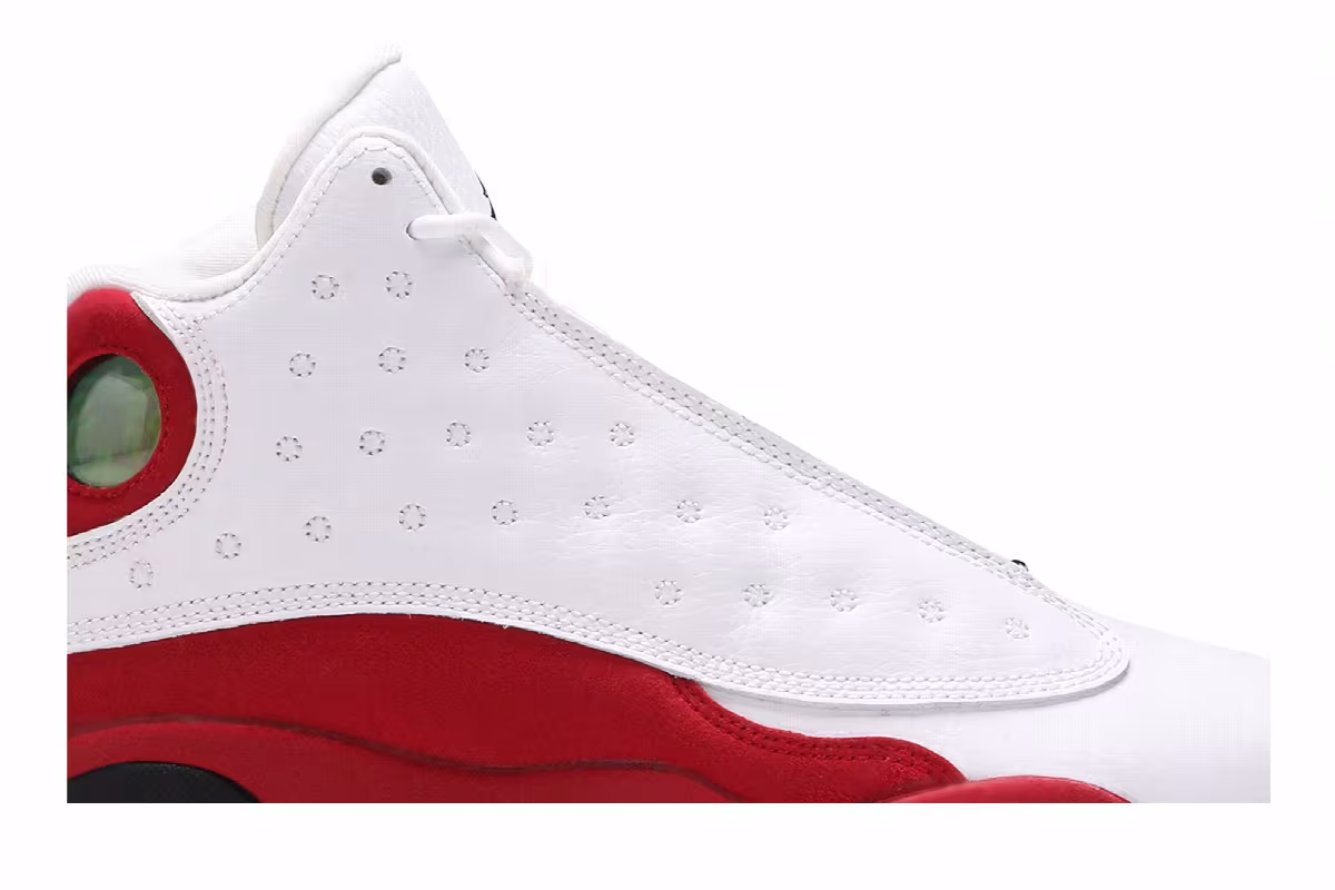 Air Jordan 13 BG Chicago 2017, view 3