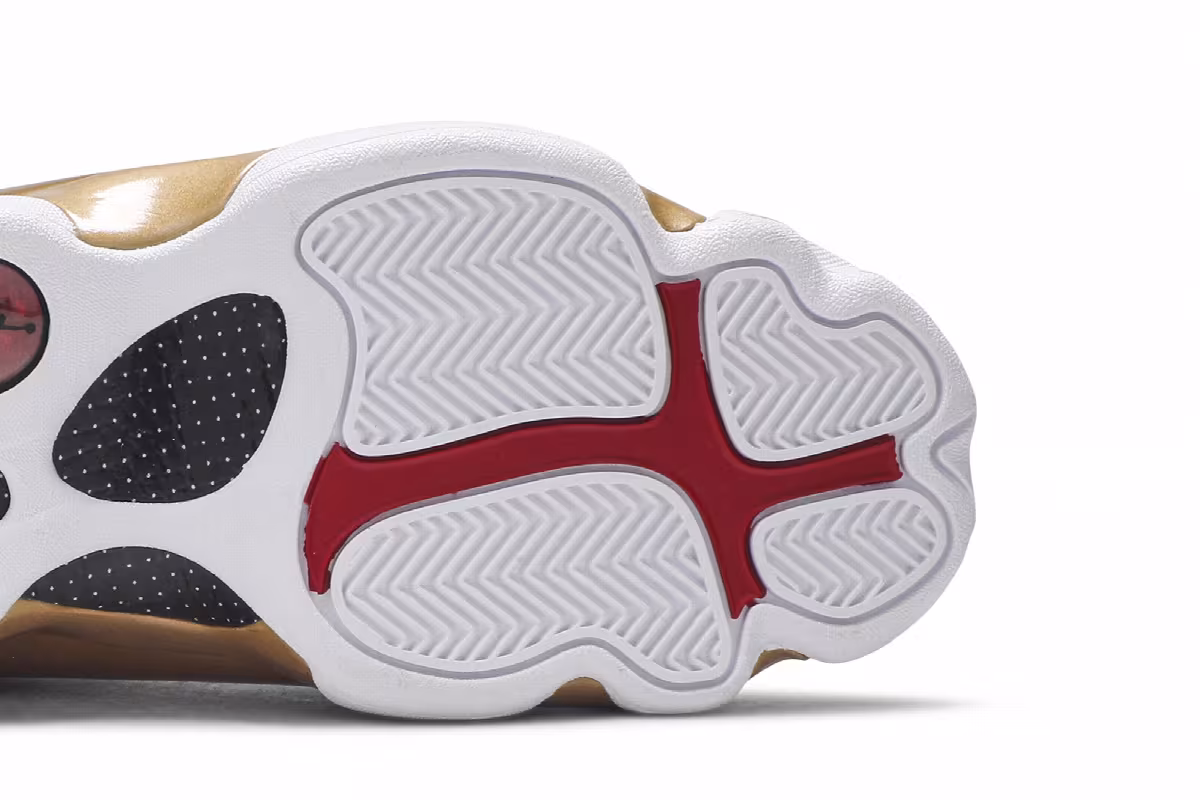 Air Jordan 13 Defining Moments, view 6