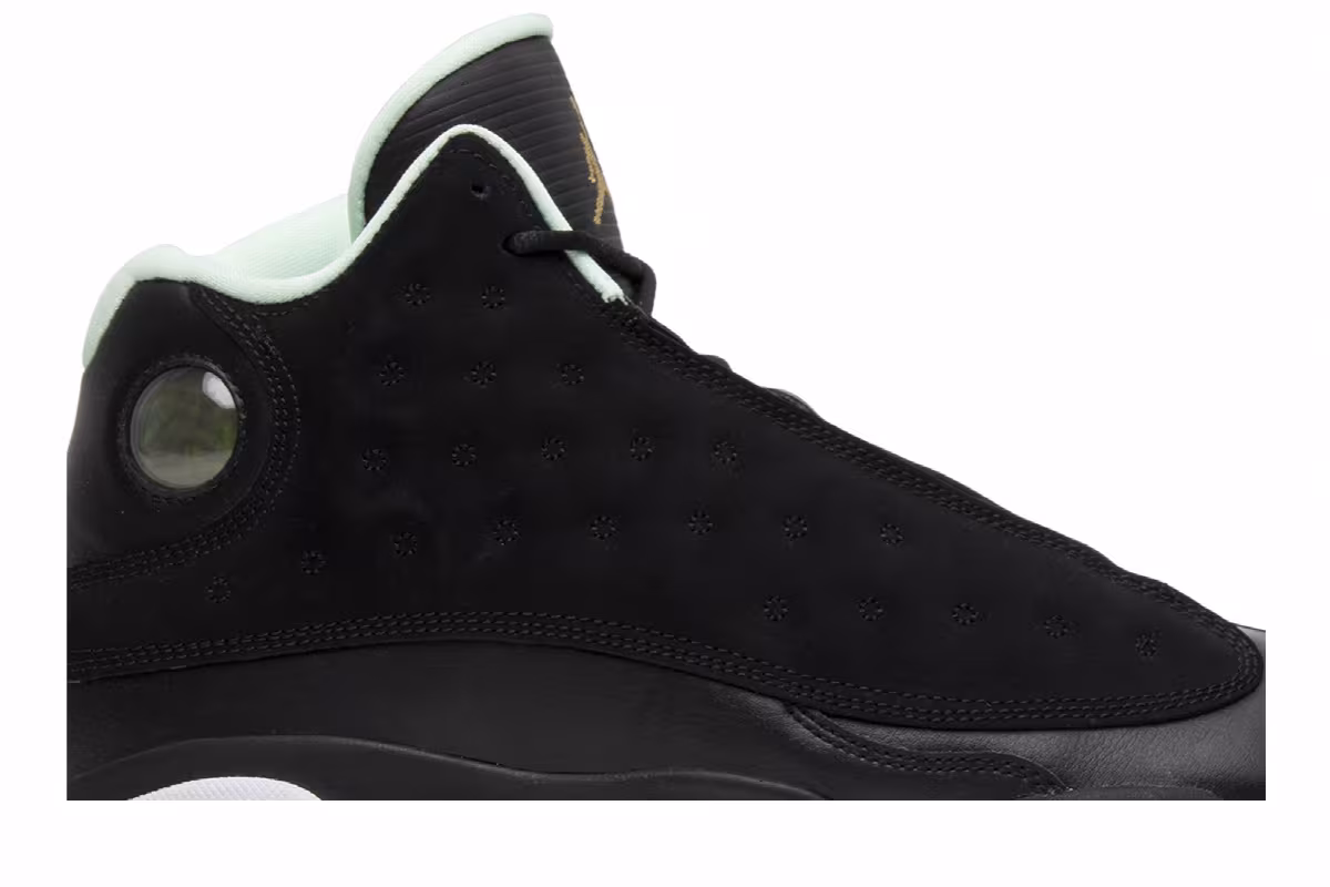 Air Jordan 13 GS Mint Foam, view 3