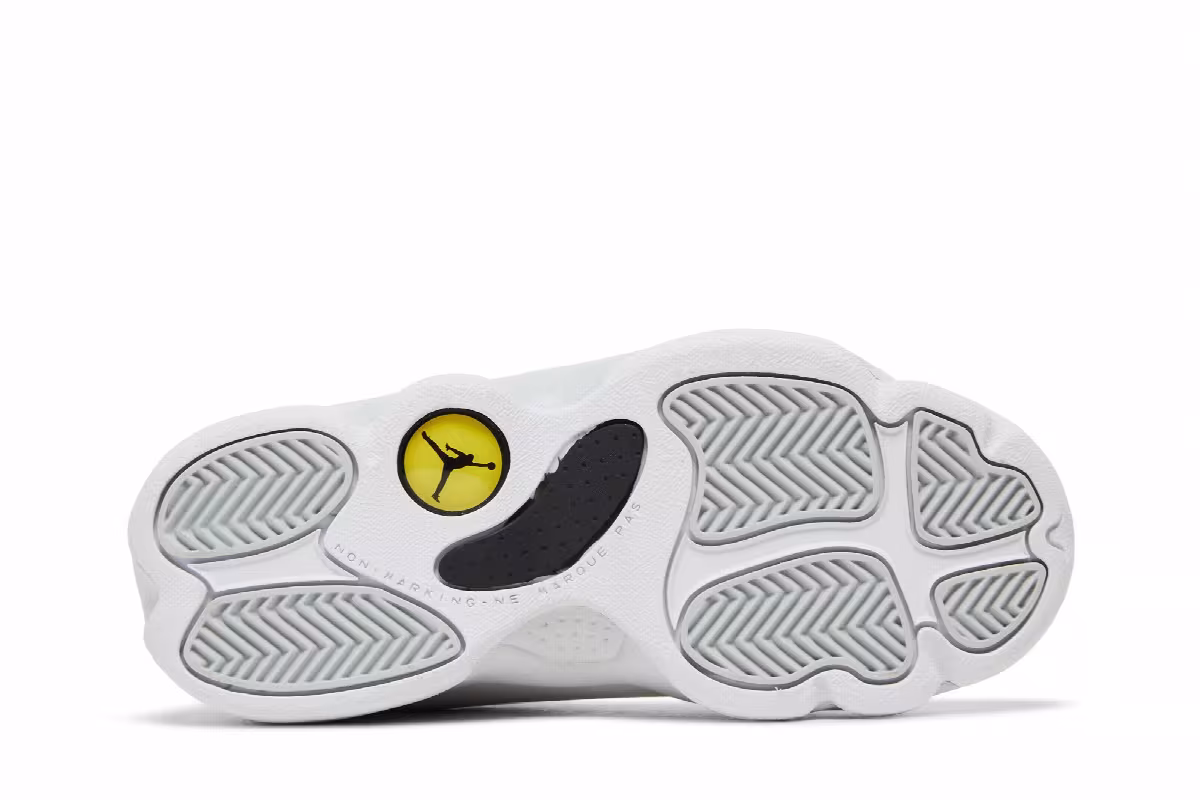Air Jordan 13 Low PS Pure Money, view 5