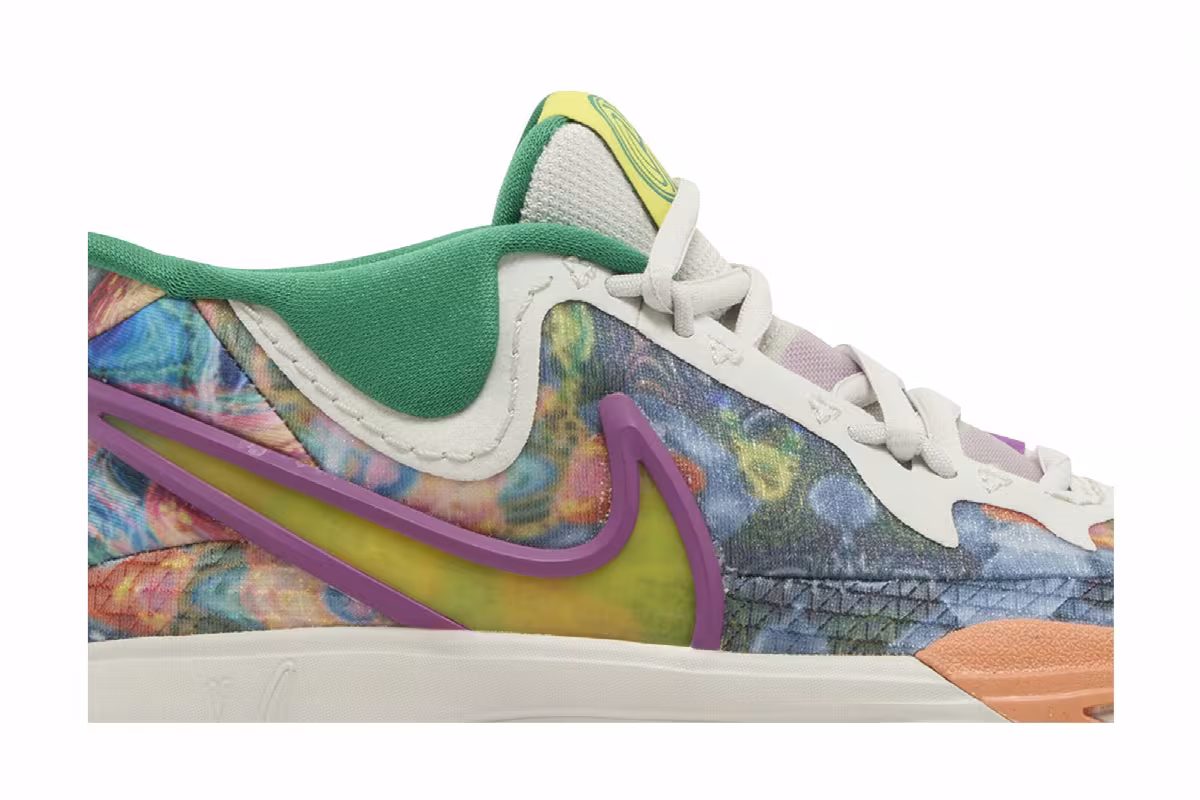 Nike Kyrie 8 GO GS Circle of Life, view 3