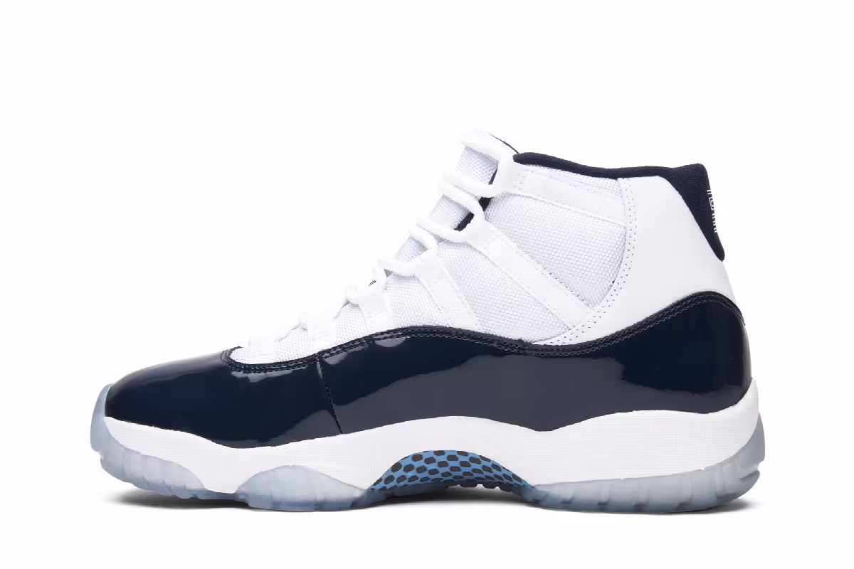 Air Jordan 11 Win Like '82, view 4