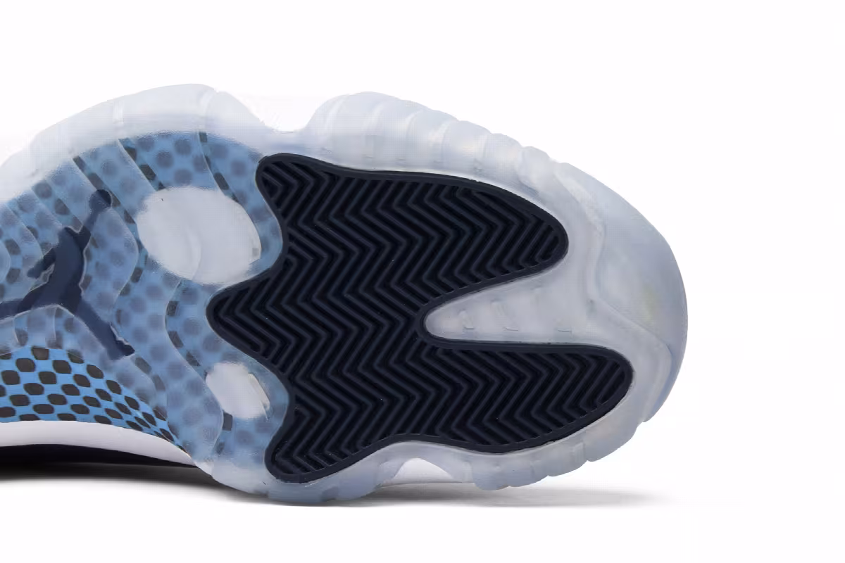 Air Jordan 11 Win Like '82, view 6