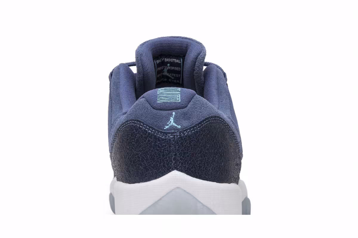 Air Jordan 11 Low GS Blue Moon, view 8