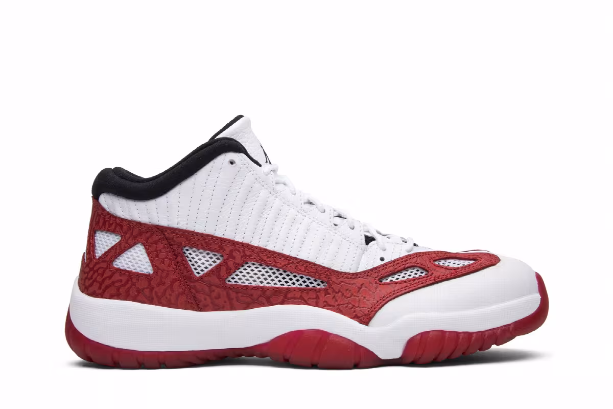 Air Jordan 11 Low IE Gym Red, view 2