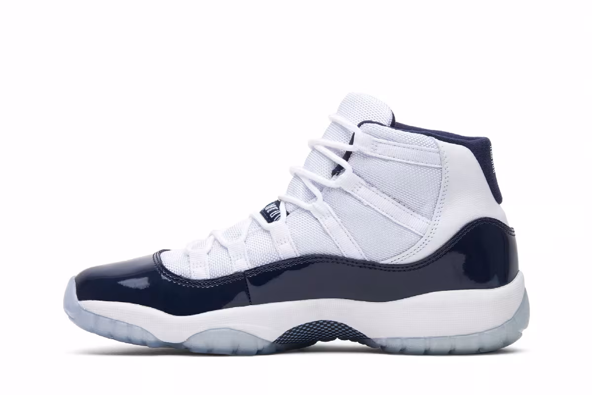 Air Jordan 11 GS Win Like '82, view 4