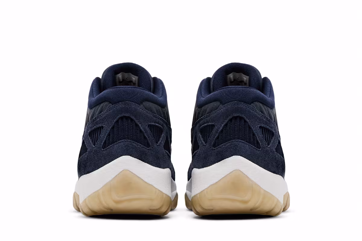 Air Jordan 11 Low IE Obsidian, view 7