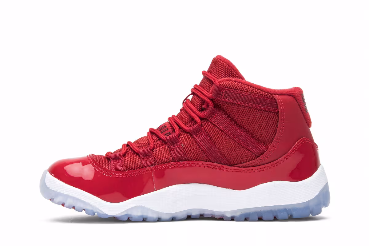 Air Jordan 11 PS Win Like '96, view 4