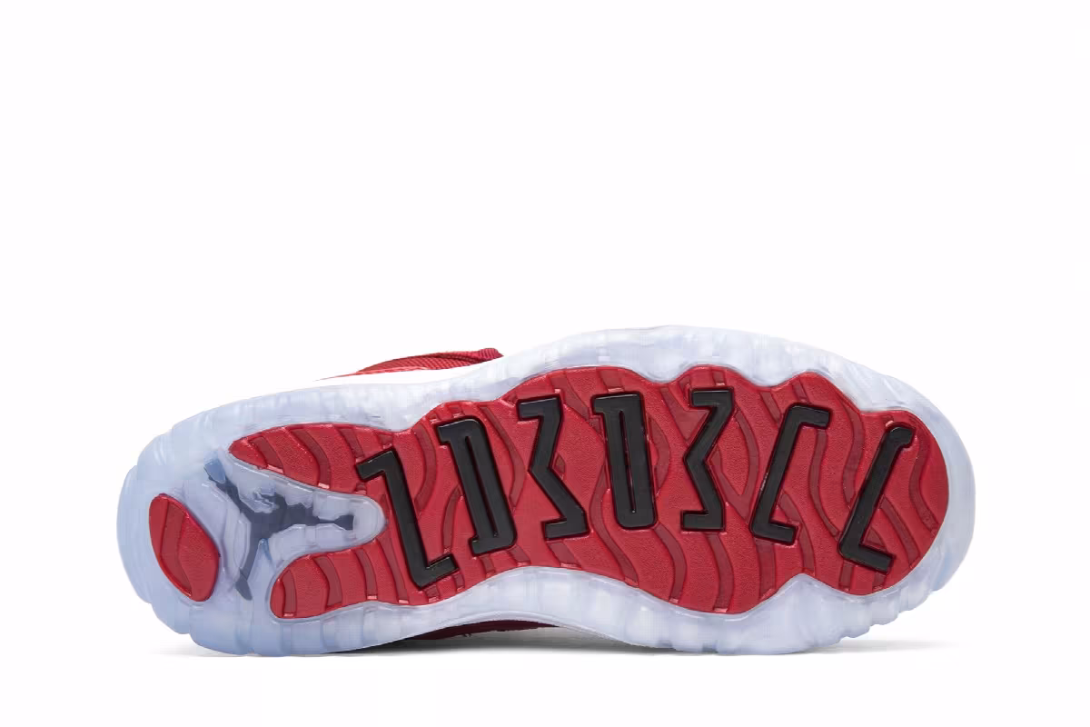 Air Jordan 11 PS Win Like '96, view 5