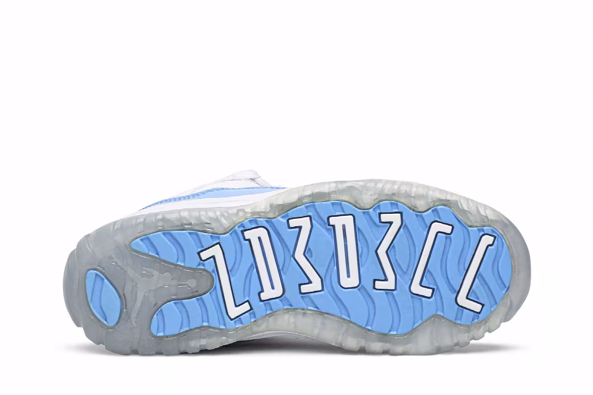 Air Jordan 11 Low BP UNC 2017, view 5