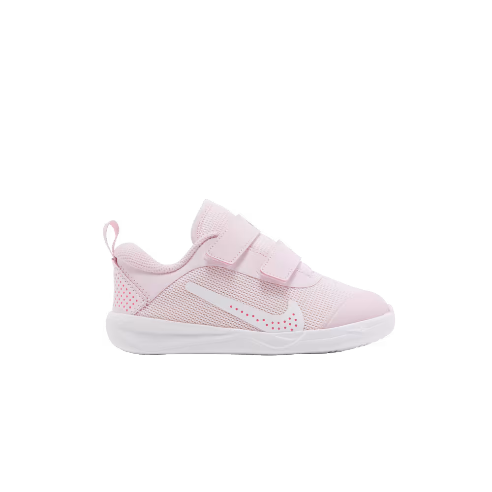 Nike Omni Multi-Court TD Pink Foam