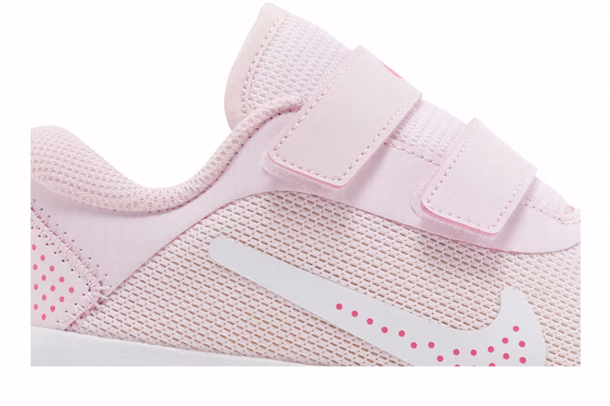 Nike Omni Multi-Court TD Pink Foam, view 3