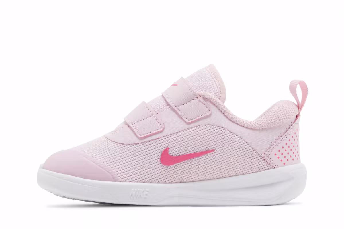 Nike Omni Multi-Court TD Pink Foam, view 4
