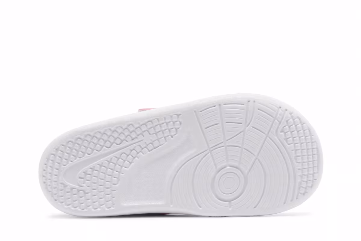 Nike Omni Multi-Court TD Pink Foam, view 5