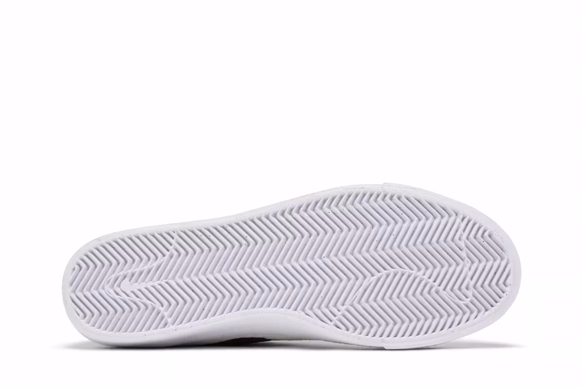 Nike Blazer Court Mid Premium SB White Black, view 5