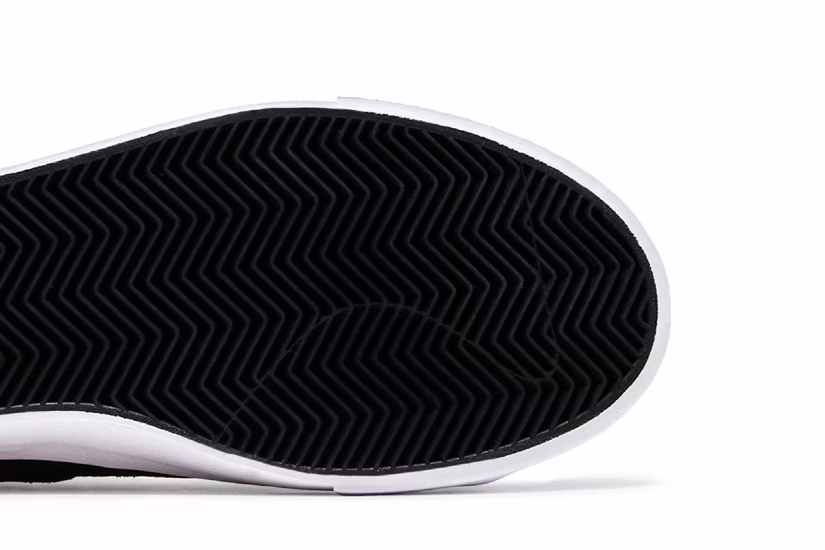 Nike Blazer Court Mid Premium SB Black Anthracite, view 6