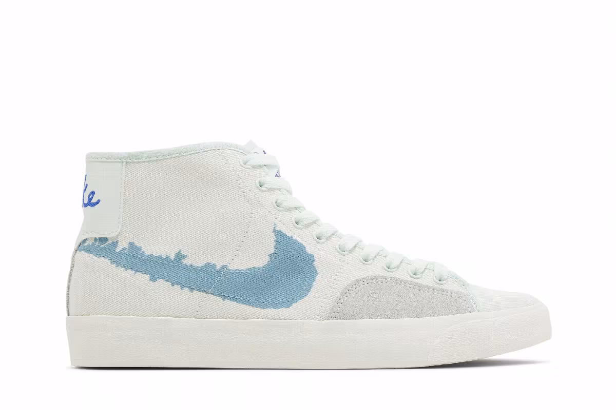 Nike Blazer Court Mid Premium SB Barely Green, view 2