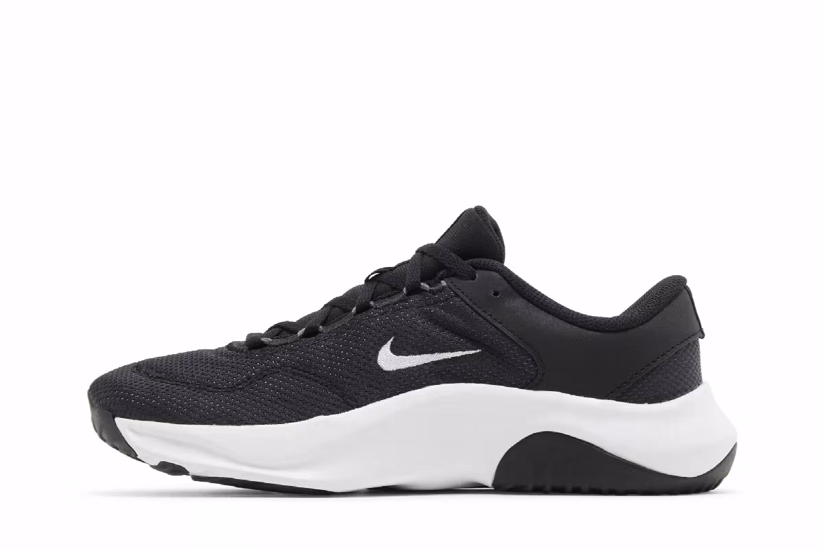Nike Women's Legend Essential 3 Next Nature Black White, view 4
