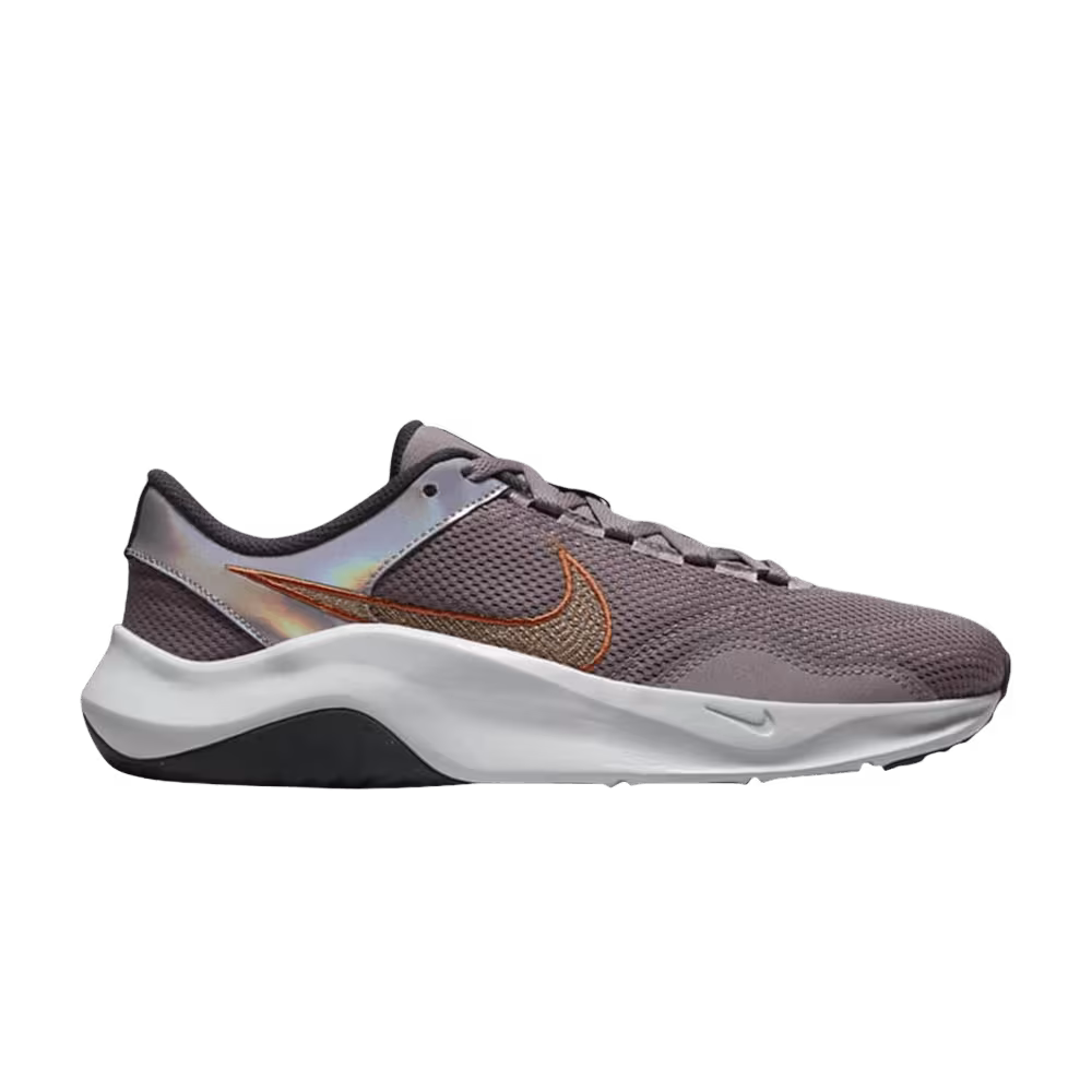 Nike Women's Legend Essential 3 Next Nature Premium Purple Smoke Metallic Copper